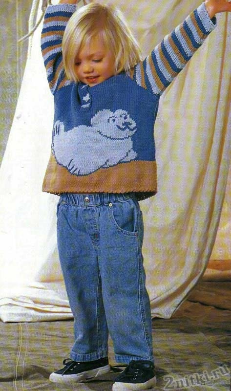Детский пуловер с тюленем